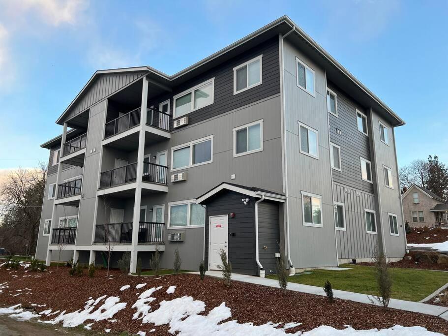 Spacious New 2 Bed 2 Bath Apt By Downtown Spokane Kültér fotó
