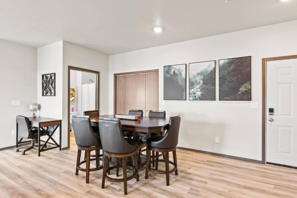 Spacious New 2 Bed 2 Bath Apt By Downtown Spokane Kültér fotó